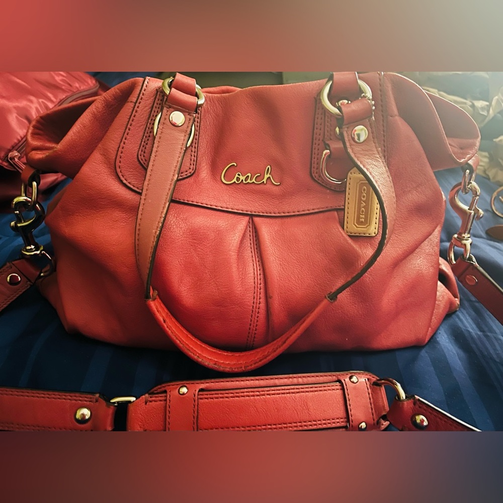 PRE LOVED MADISON SOFT PINK COACH SHOULDER CROSSBODY BAG